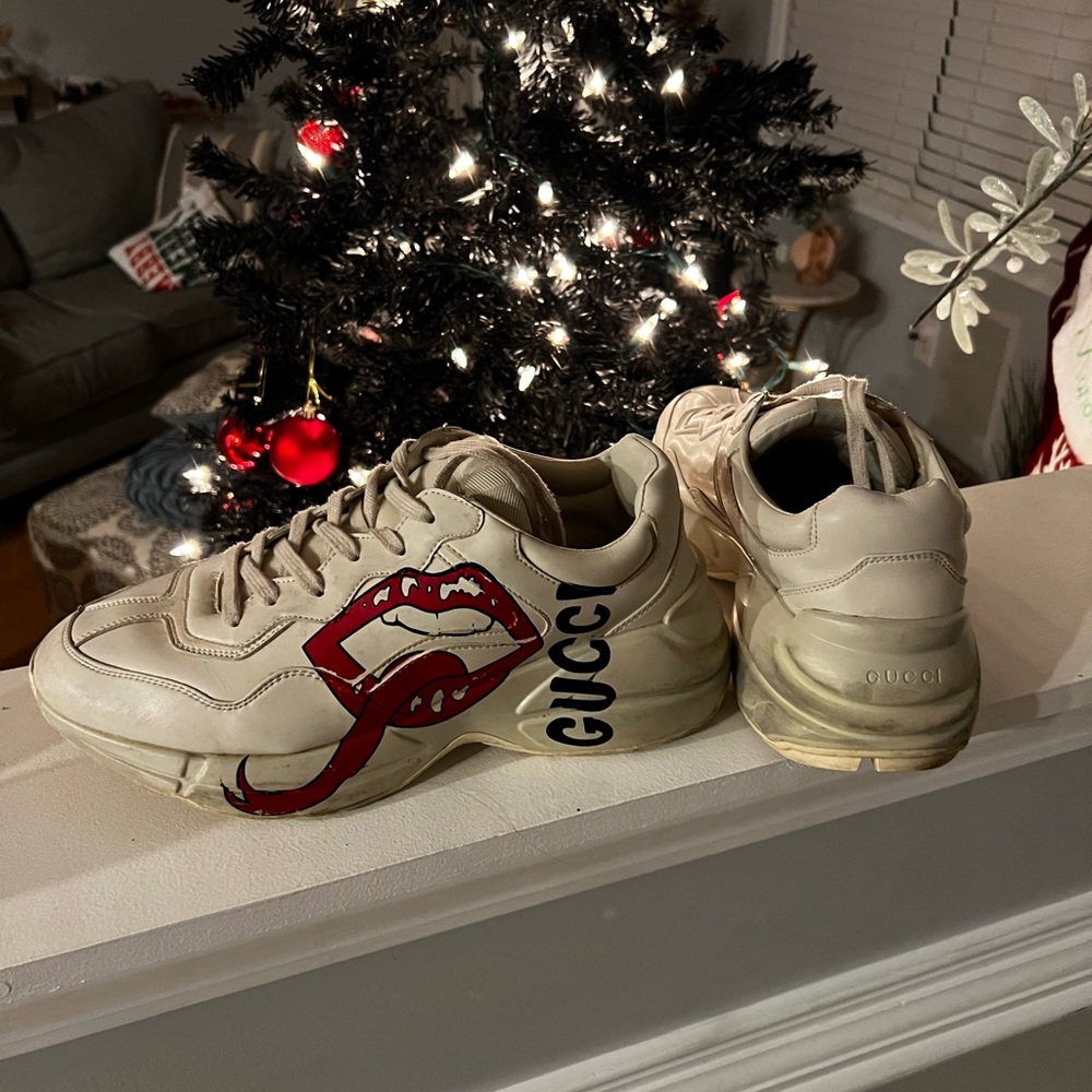 Gucci Cream Sneakers with Red Accents